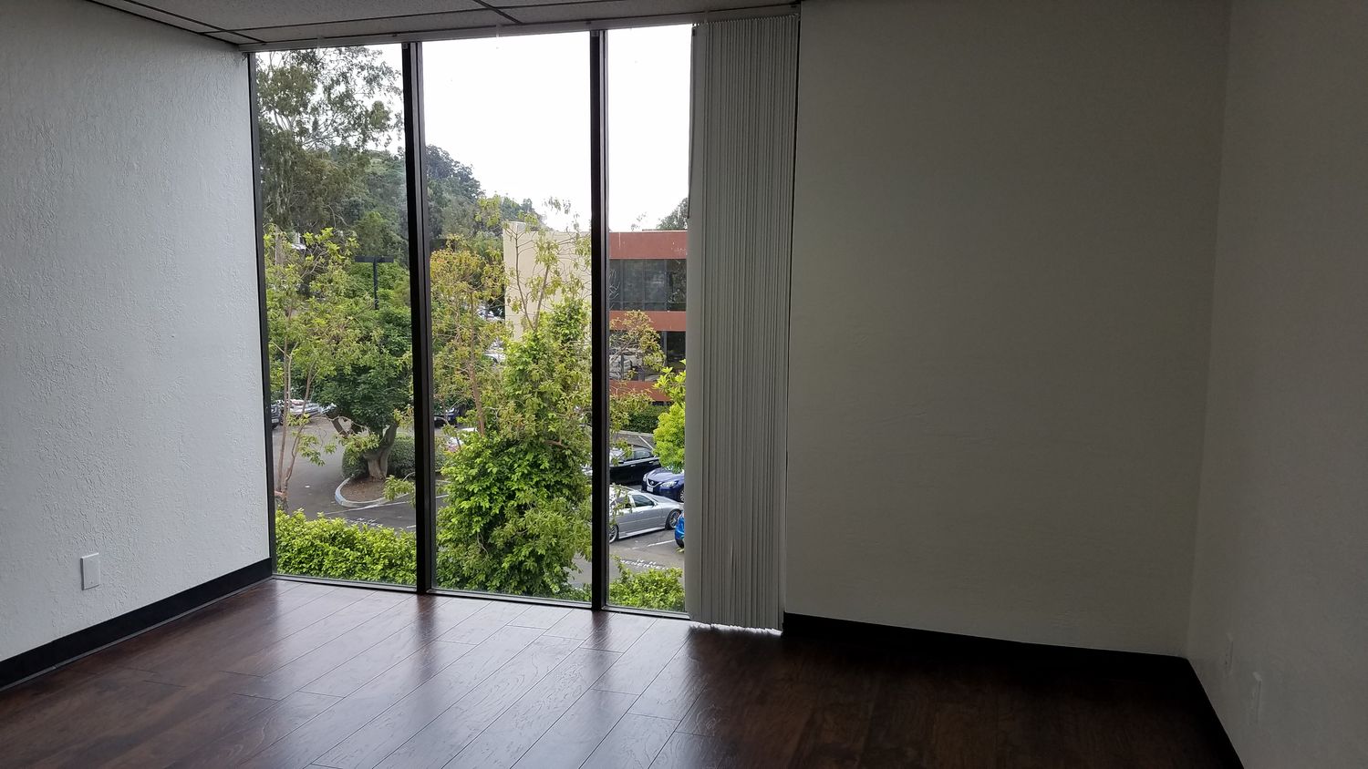 PRIVATE RECEPTION ROOM, LARGE OPEN ROOM, SEVERAL USES